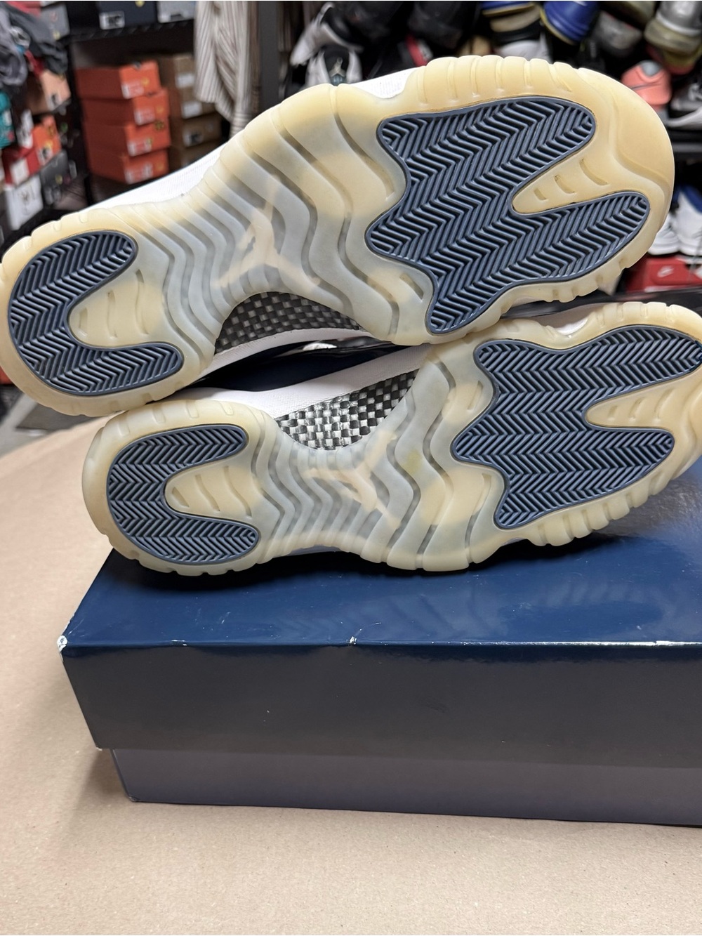 Nike Air Jordan 11 XI Retro Low Diffused Blue Mens size 14 Basketball Shoes Rare - Picture 5 of 6